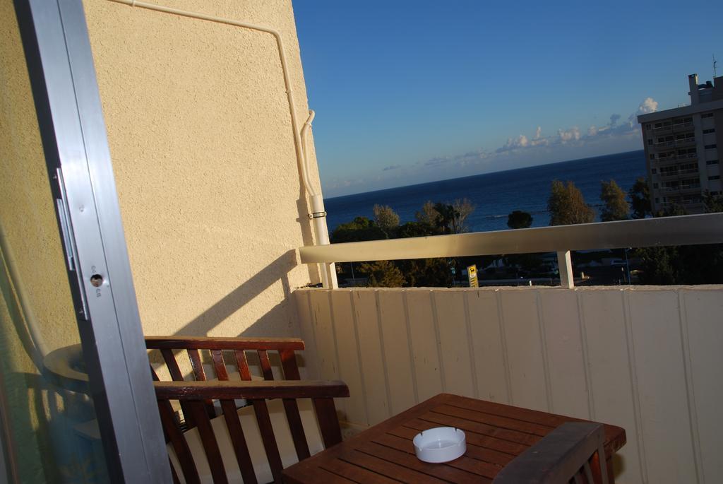 The Caravel Hotel Limassol Exterior foto