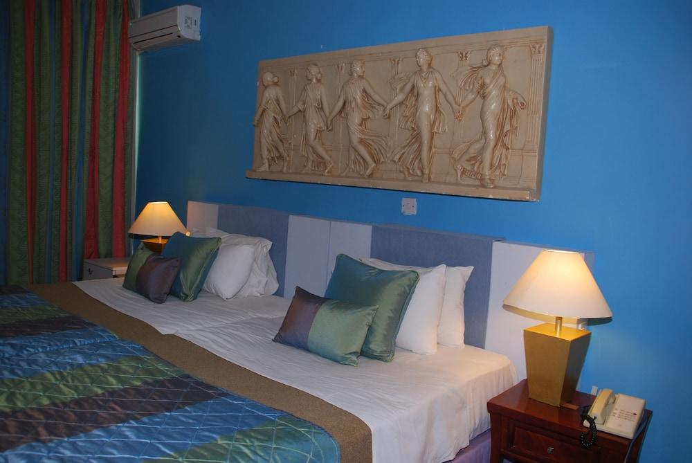 The Caravel Hotel Limassol Exterior foto